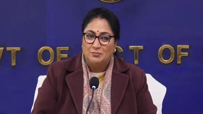 दिल्ली की मुख्यमंत्री रेखा गुप्ता
