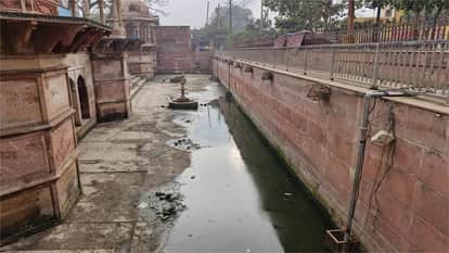 Neglect After Beautification: Fountains and Lights at Vrindavan Ghats in Ruins