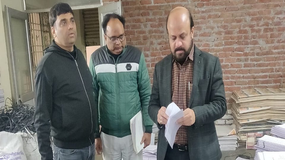 UP Board Exam 2026: Lack of Connectivity Found Between Control Room and Exam Centers in Mathura