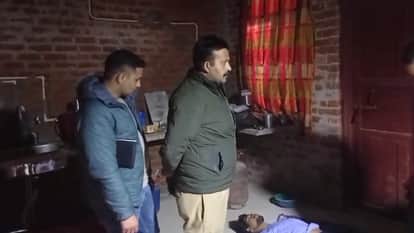 Kanpur Students body found hanging father suspects murder drugs and suicide note recovered