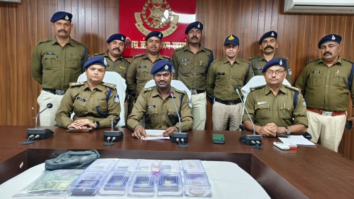 Khargone News: Three accused, including a minor, arrested in Rs 90 lakh theft case.