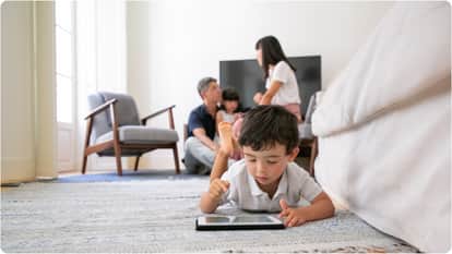stop Scrolling on your phone in front children study says Parents screen time had a greater effect on children