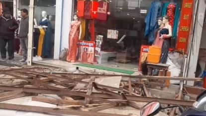 Panic in Meerut Central Market After Supreme Court Order, Traders Remove Illegal Structures