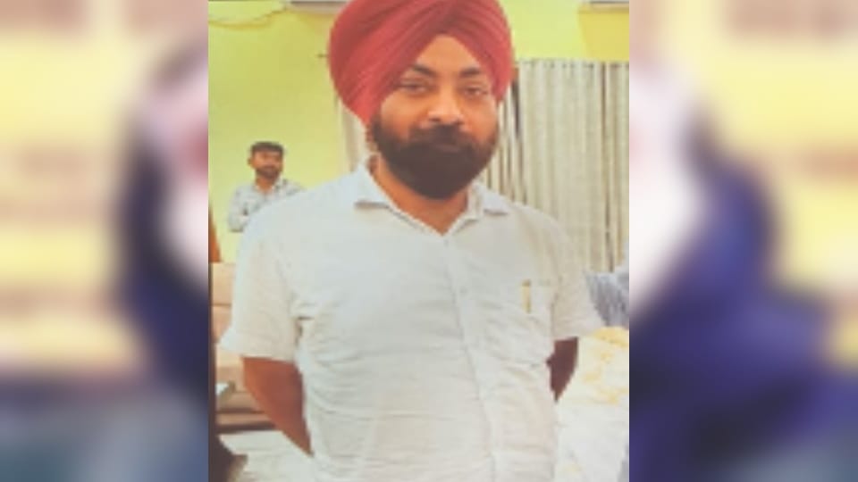 Saharanpur: BLO Bishan Singh Bedi dies of heart attack during duty while conducting SIR hearing