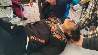 Vikasnagar Bus Accident SDRF and ambulance arrived late, so passersby and locals became the rescuers