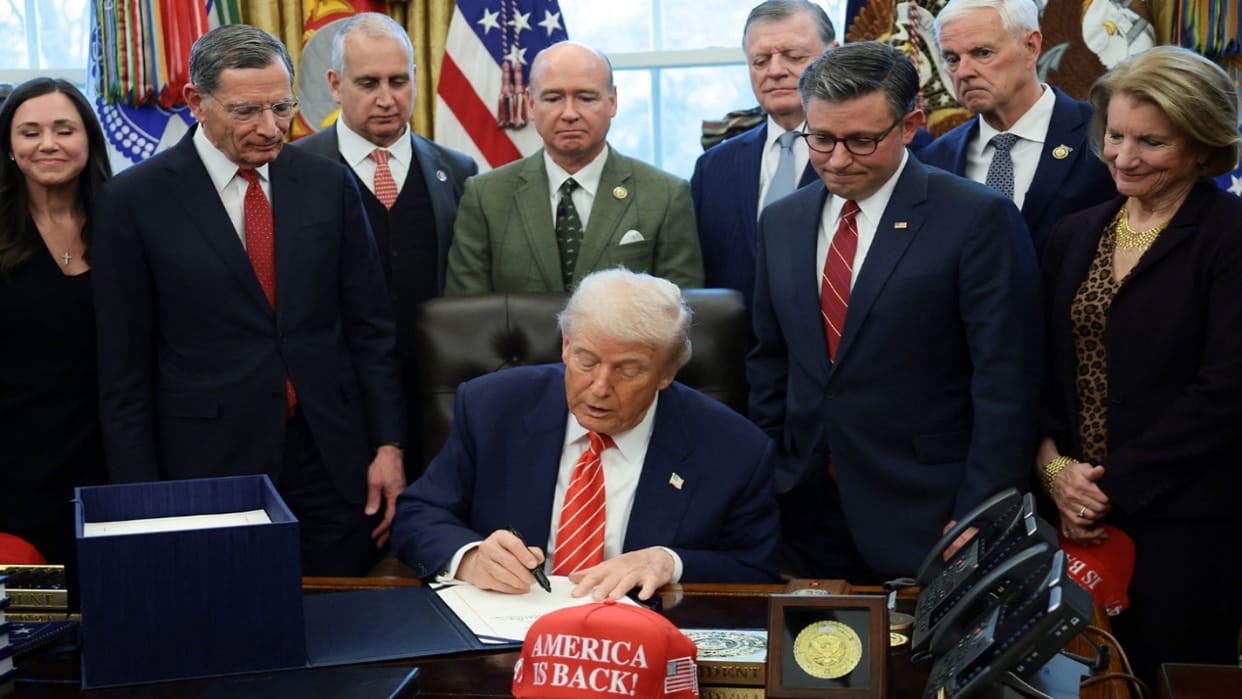 Trump's signature ends partial shutdown; is the US government back on track?