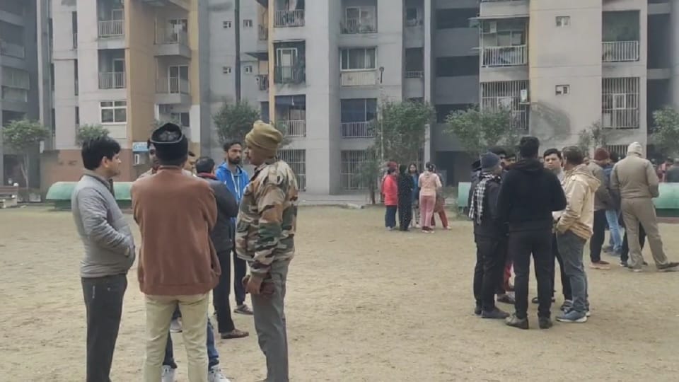 Ghaziabad Triple Suicide Story of Three Sisters Diary Mentioned in Note full News in Hindi