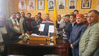 Himachal Teachers organizations met with the CM and Education Minister submitted a five-point demand letter