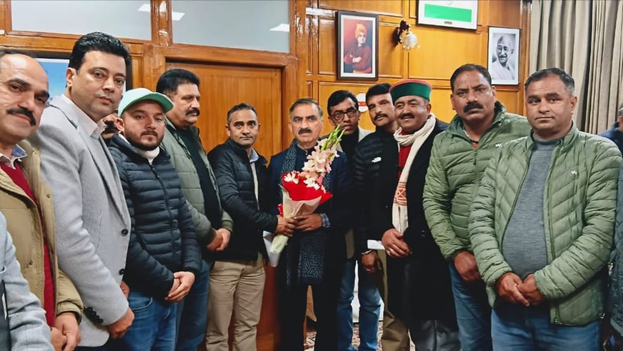 Himachal Teachers organizations met with the CM and Education Minister submitted a five-point demand letter