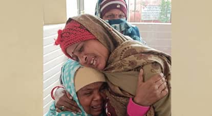 Kanpur Deepika murder husband used to strip her naked and beat her with belt Rudra unaware of his mother death