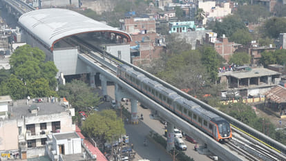 When will Delhi Metro buses run on Holi? Namo Bharat Express Railways run special trains.