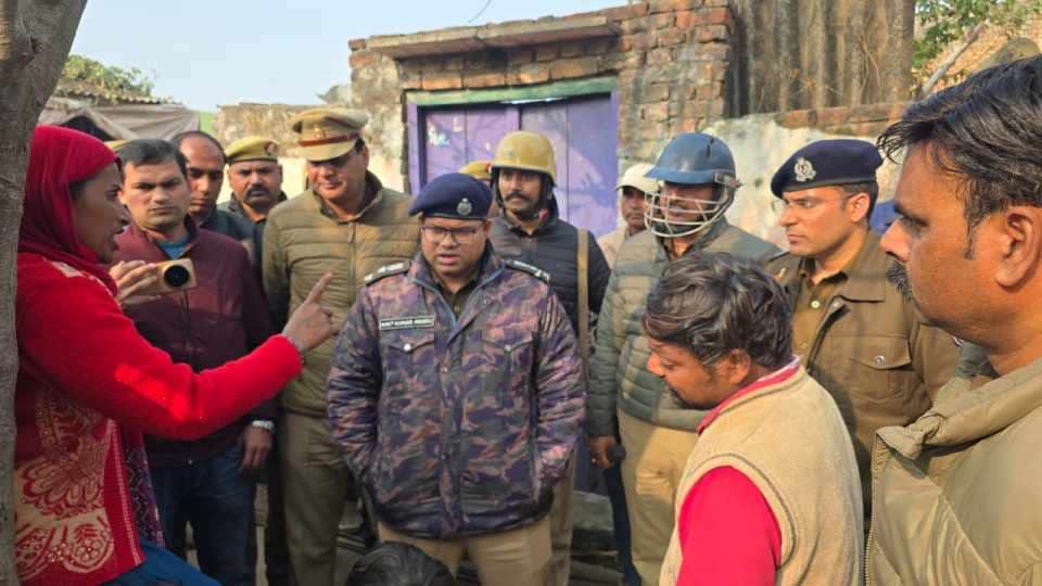 UP: Woman murdered in broad daylight in Amroha, stabbed repeatedly near her home