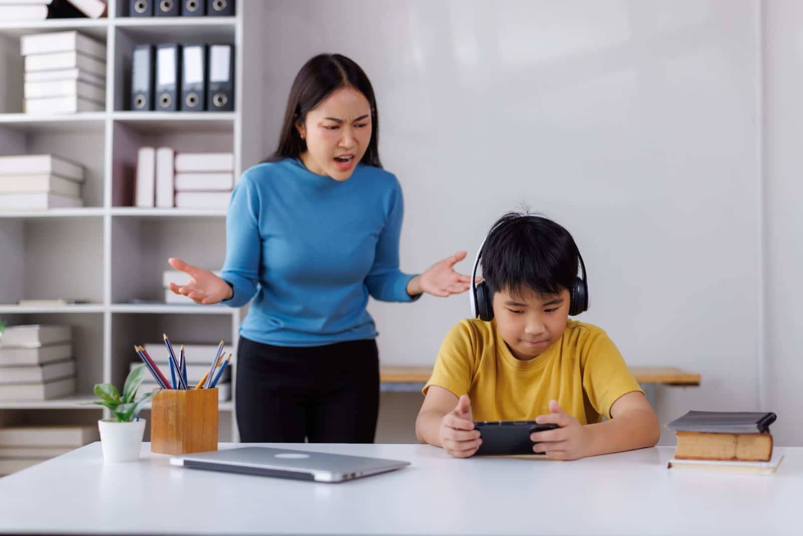 Korean Game Death How Gaming Addiction Can Affect Children and How Parents Can Monitor