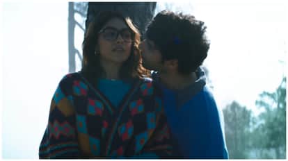 Mrunal Thakur And Siddhant Chaturvedi Starrer Do Deewane Seher Mein Trailer Release Here Watch It