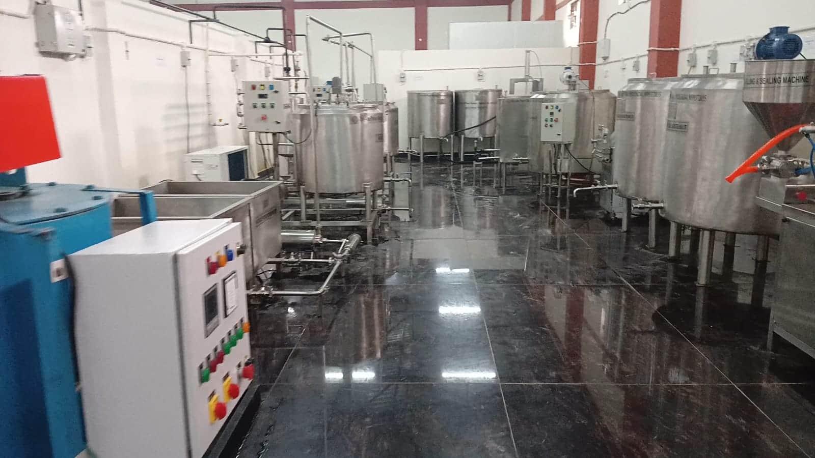 दुग्ध प्रसंस्करण लाइन।