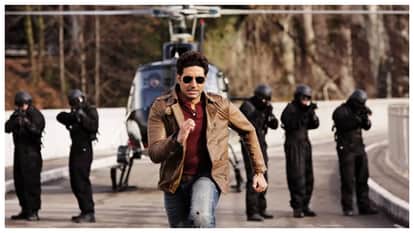 abhishek bachchan celebrating 50th birthday while kajol with ajay devgan wished him and ritesh deshmukh shared