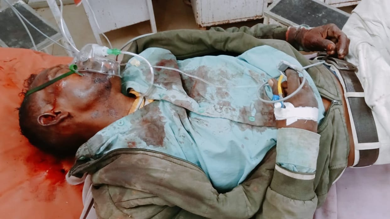 UP News Brutal attack with sword young man dies dispute was over drinking alcohol chased and killed