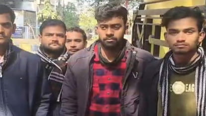 Kanpur: Minor high school student commits suicide by jumping in front of a train