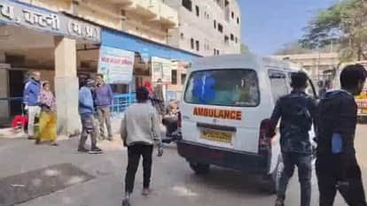 MP News: Three people, including a child, died in a truck-auto rickshaw collision in Panna.