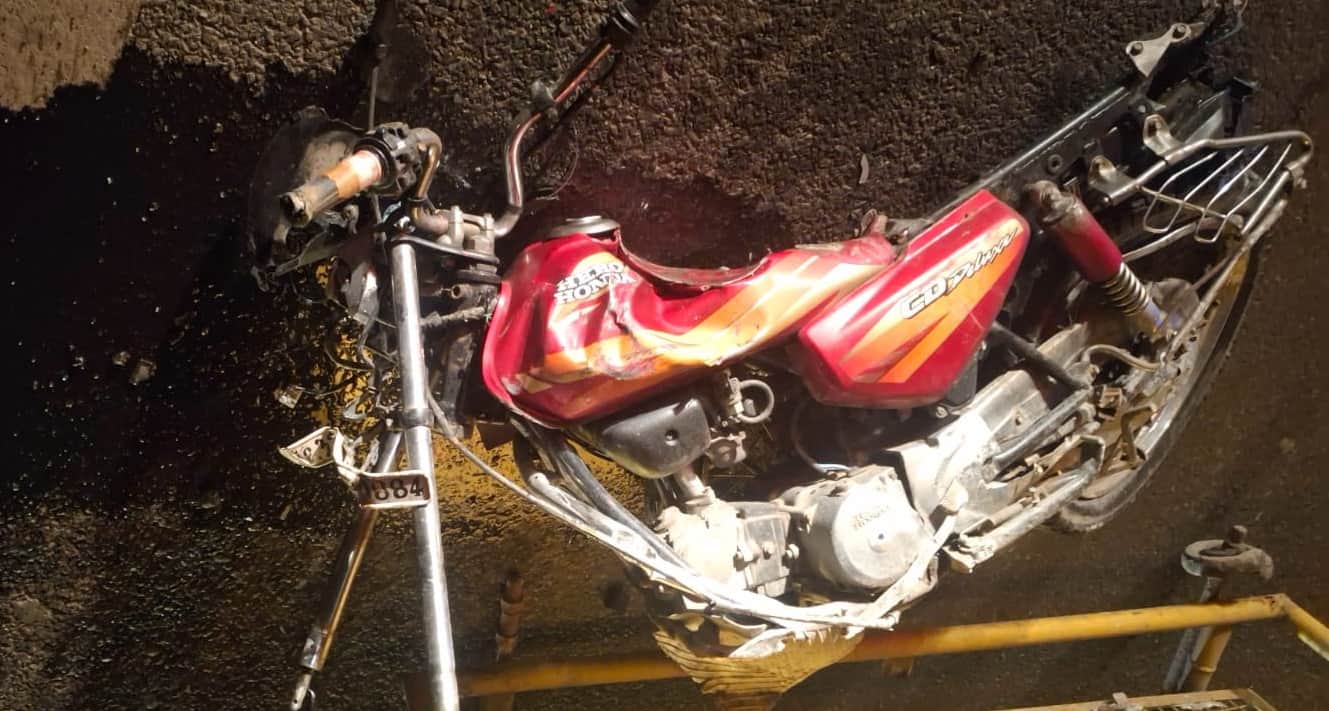 Unnao road accident A truck scattered four bodies across the road police collected the torn remains