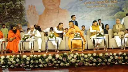 Haridwar News statue installation ceremony of late Swami Satyamitranand Maharaj was held cm dhami attend