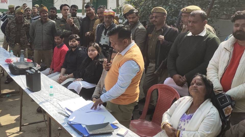 issue of former MLA Lalla Bhaiya heir resurfaced open meeting in Gonda sparking tensions between his two wives