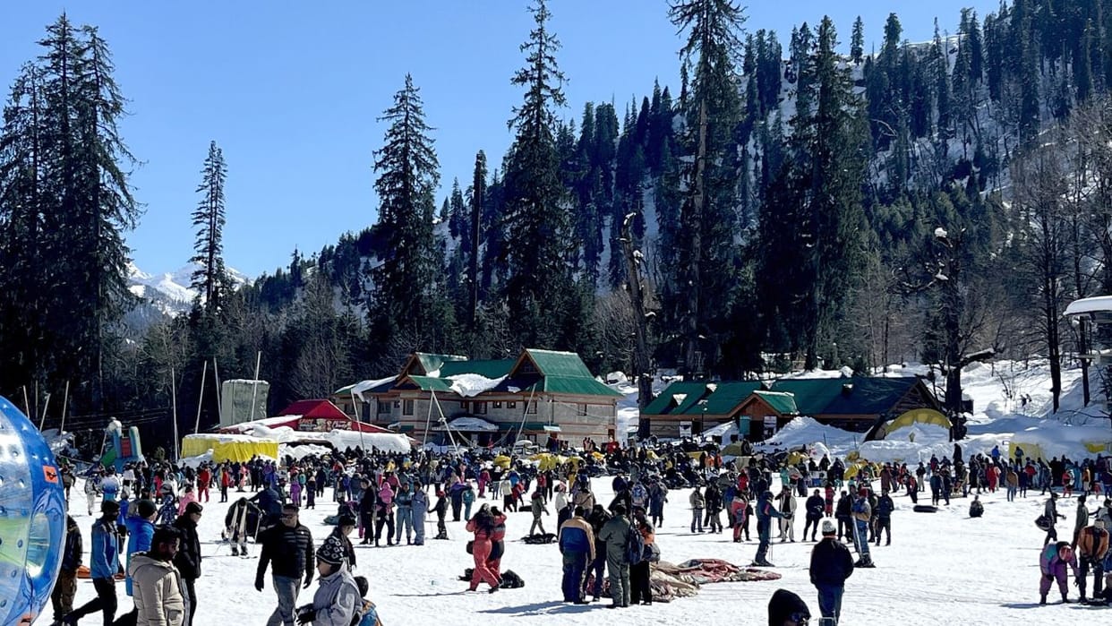 Himachal Weather will remain clear until 8th alert for rain and snowfall has been issued for 9th and 10th