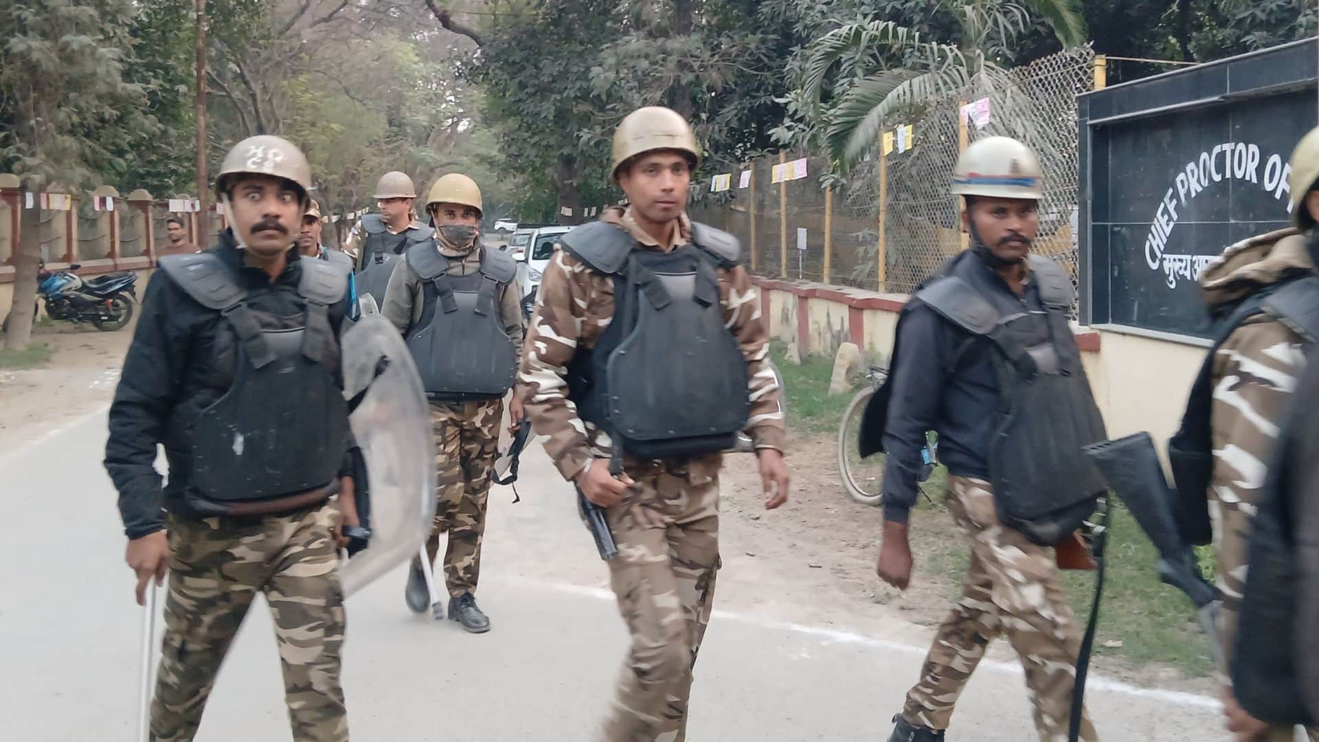 BHU campus remained tense fight broke out in hostel mess both sides have filed police complaint