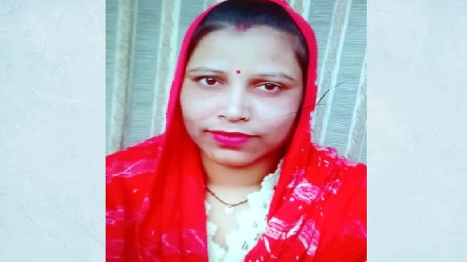 woman was stabbed to death by her neighbor In Amroha see photos