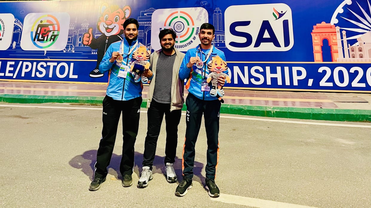 Meerut shooters shine at Asian Shooting Championship, Chirag wins gold and Mandeep bags silver