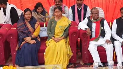 MLA Pallavi participated in the Constitution Day program and was welcomed enthusiastically