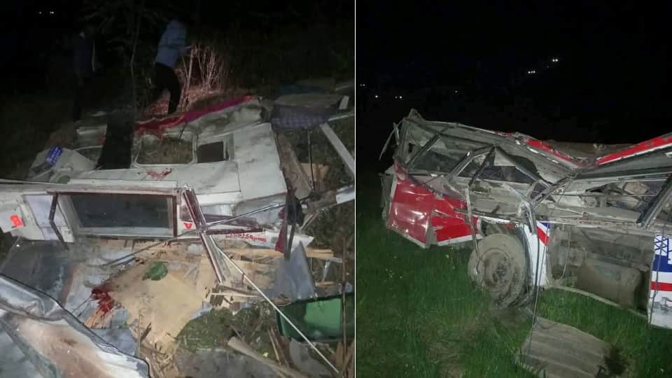 India Nepal Border Bus Accident 13 Baraati Died major cause of accident has been revealed Photos