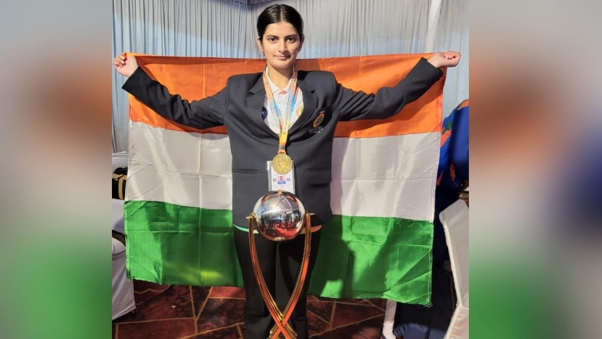 Navya Thakur won the gold medal at the Second Shooting Ball World Cup.