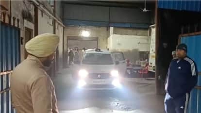 major raid by Excise Department on a liquor warehouse near Fatehpur on the Sonipat-Kharkhoda road caused panic