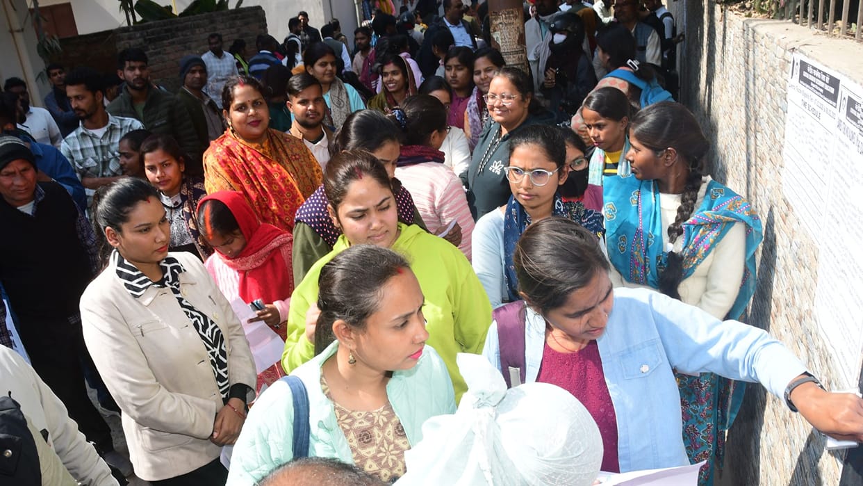CTET exam in varanasi 4620 candidates skipped questions proved challenging 35,000 candidates