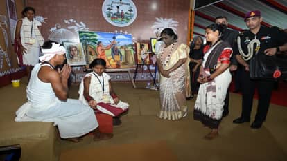 CG: President Draupadi Murmu was overwhelmed after witnessing Bastar Pandum, see here photos
