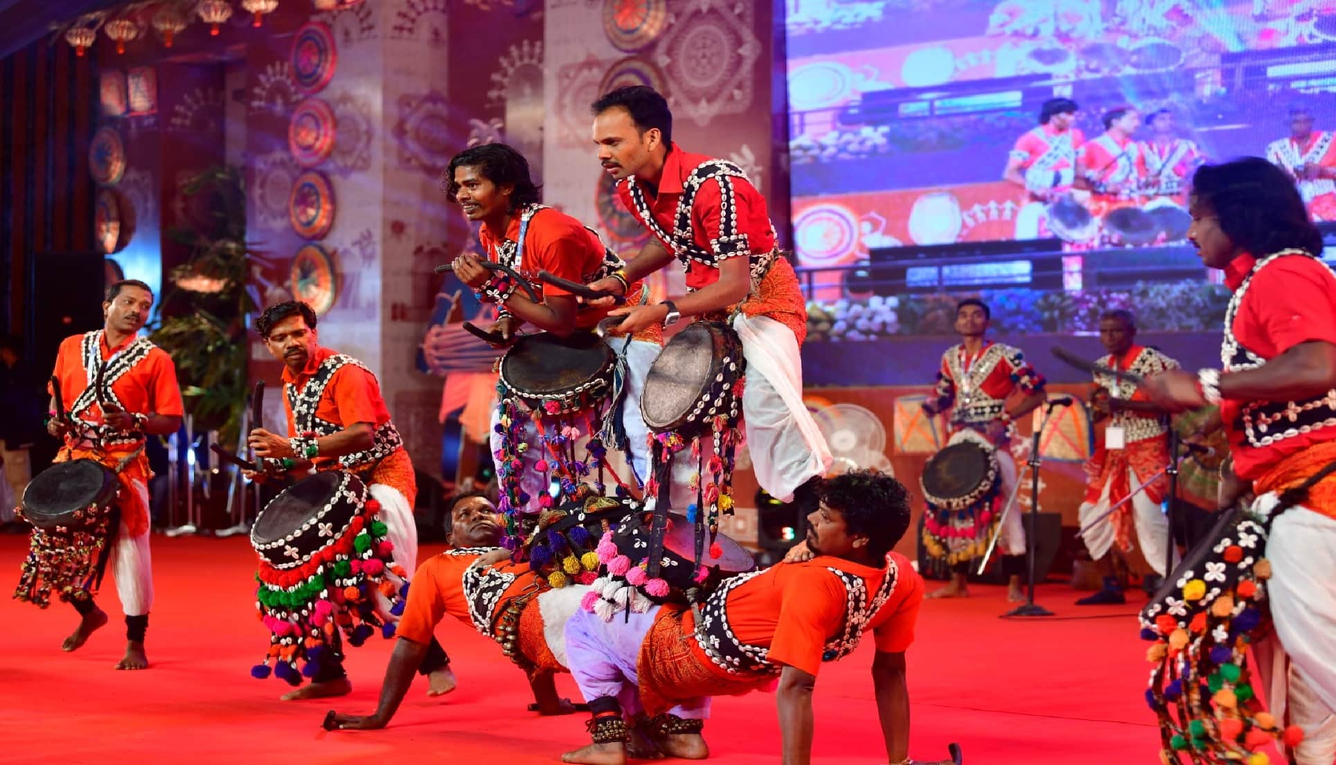Bastar Pandum 2026: People were mesmerized by Chhattisgarh tribal culture; see here photos