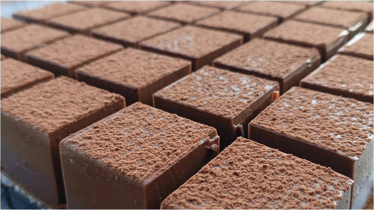 Thieves steal 12 tons of chocolate bars in Europe