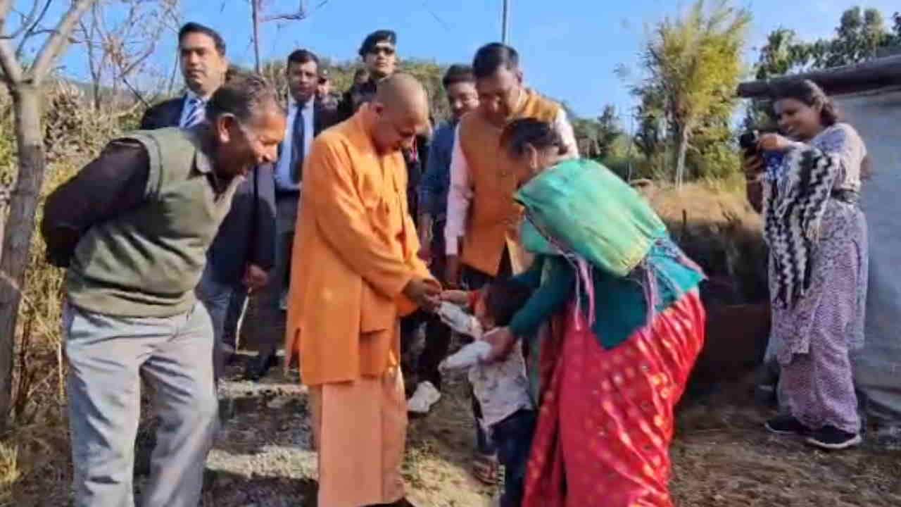 CM Yogi Visit Panchur Villagers arrived to meet young women extended invitations to their weddings