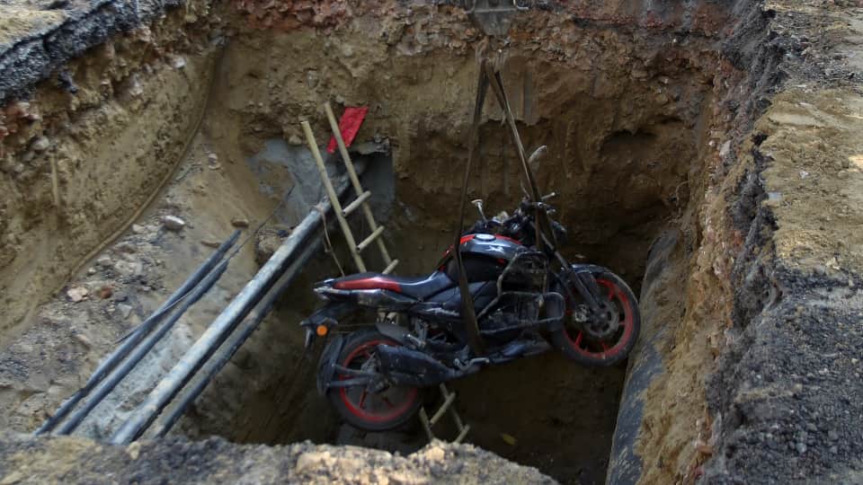 Delhi Kamal Death Case Even after seeing a person fallen into a pit humanity did not awaken