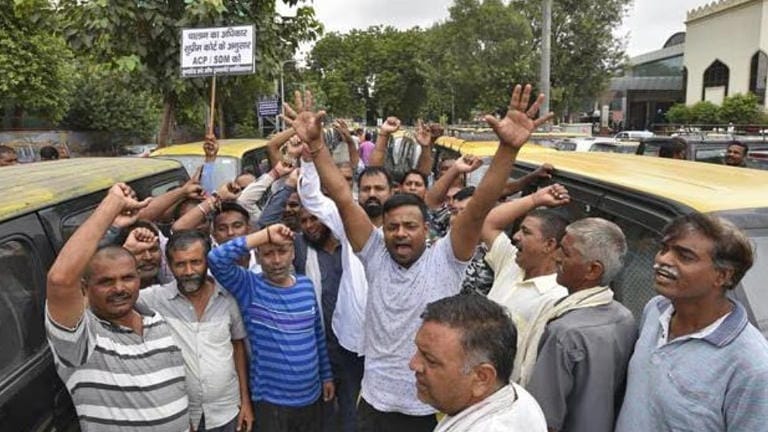 Delhi Taxi Drivers Protest at Jantar Mantar, Demand Regulation and Bike Taxi Ban