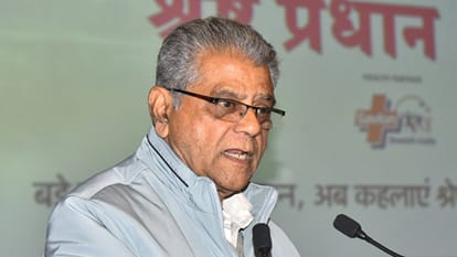 Village heads honored on Amar Ujala platform in Bareilly