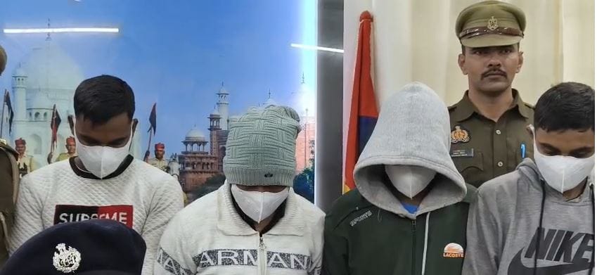 Agra Footwear Showroom Theft Busted: Employee Turns Out to Be Mastermind, Four Arrested