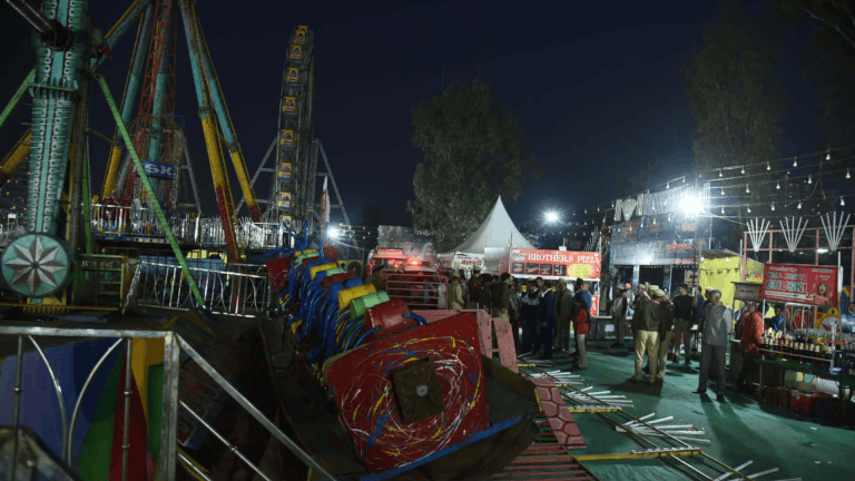 Tsunami swing collapses in Surajkund mela Who is Inspector Jagdish Prasad