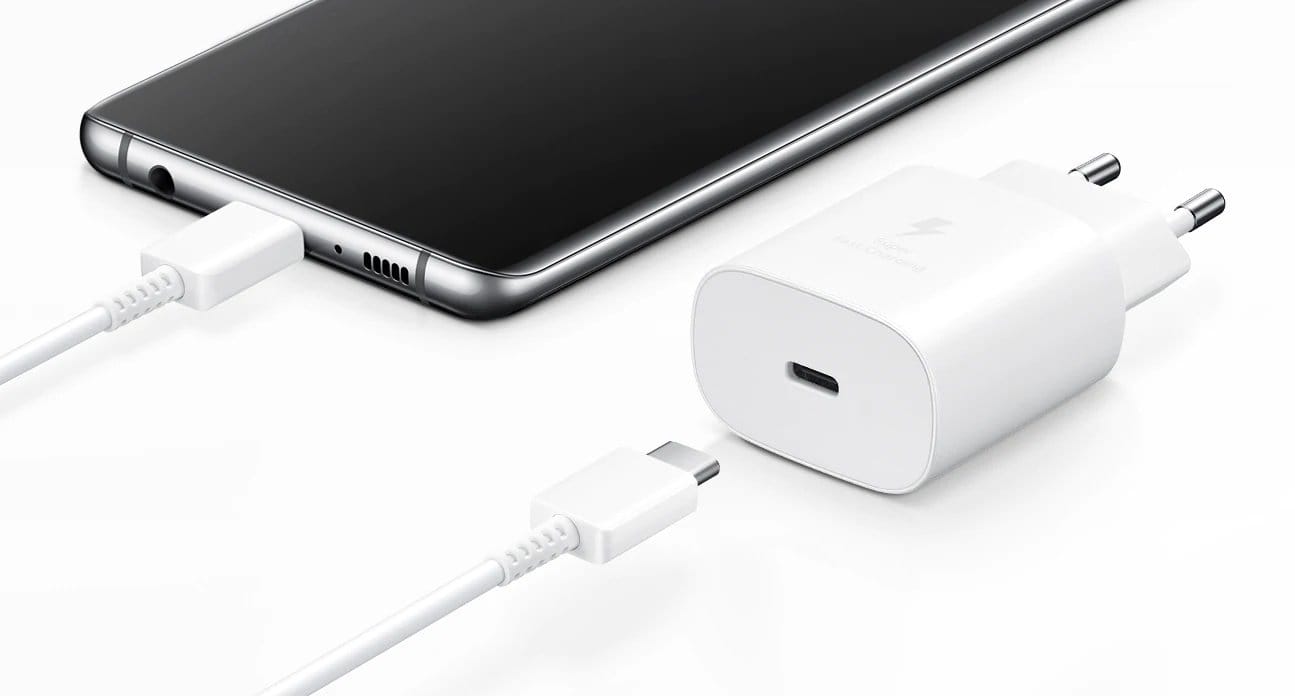 Why Using a Cheap or Non-Original Charger Can Seriously Damage Your Smartphone