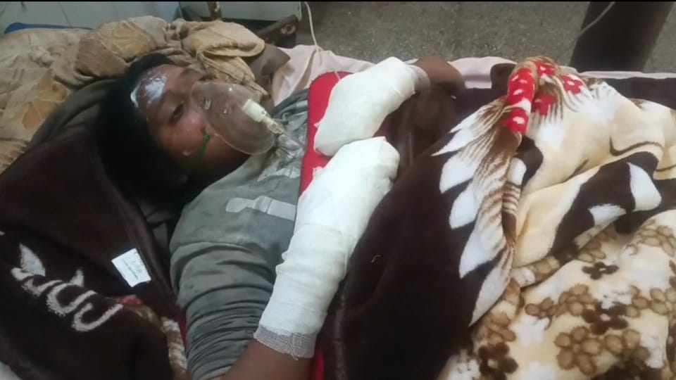 Five members of the same family injured after an e-rickshaw battery explodes the loud blast caused panic in B