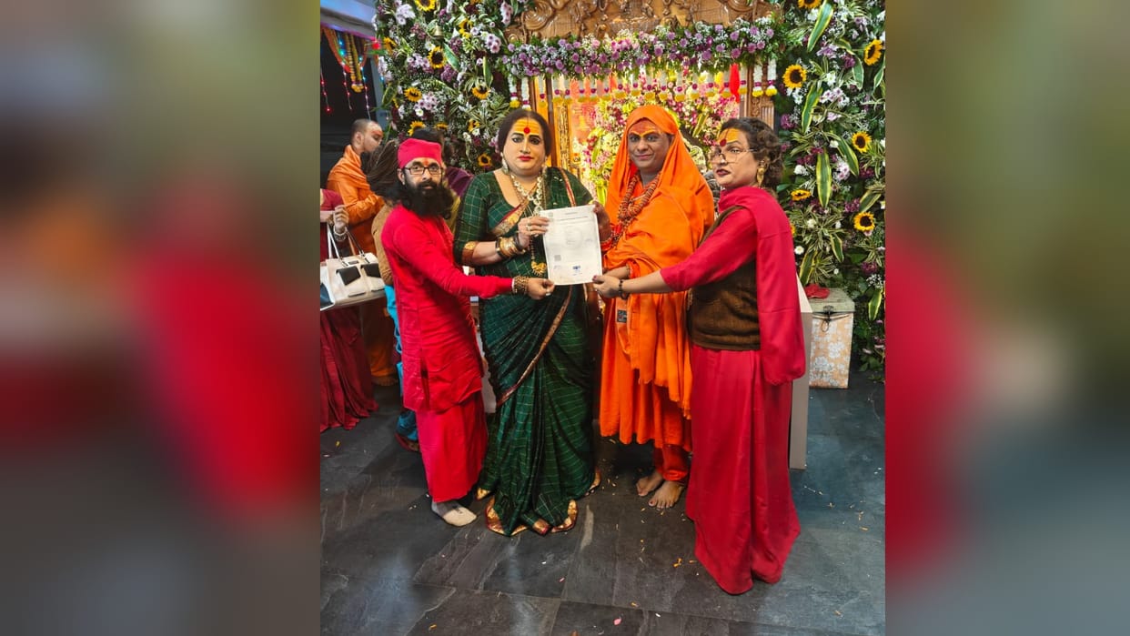 Swami Paylanand Giri returns to the Kinnar Akhara, Laxmi Narayan says the Akhara is continuing to expand