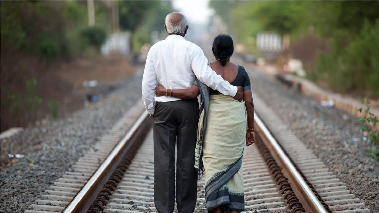 Troubled by debtors couple commits suicide by jumping in front of train