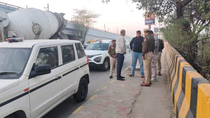 Three dead in Delhi Peeragarhi case police searching for fourth