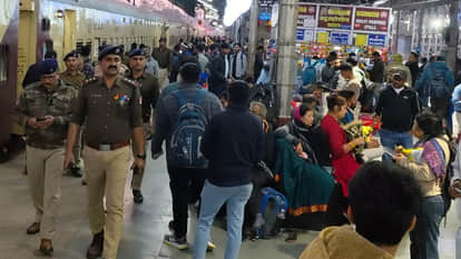 Kanpur: Central station crowded with exam candidates, five special trains were operated